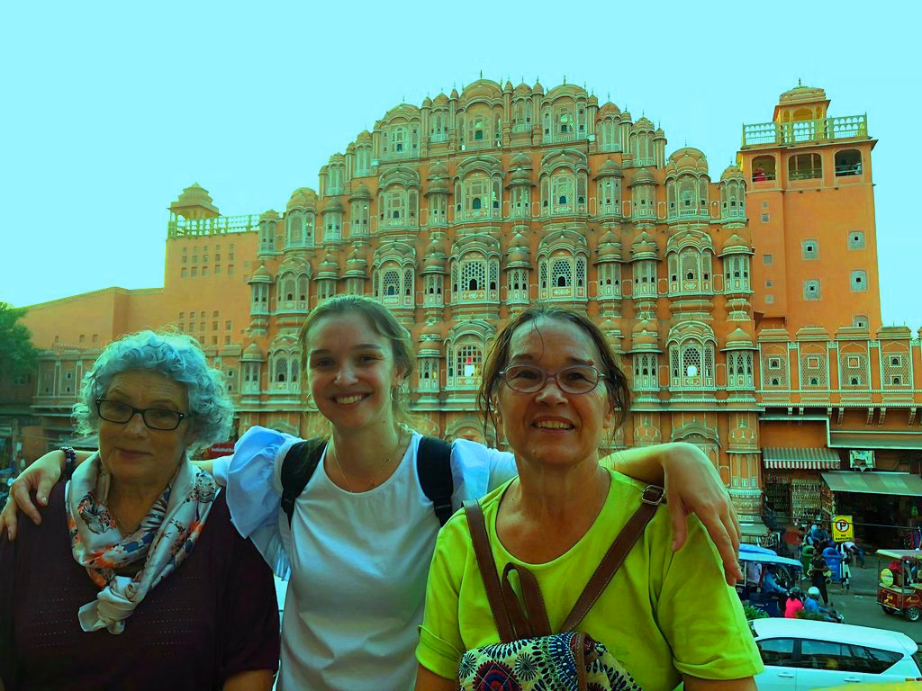 Jaipur Day trip from Delhi by Private AC Vehicle.