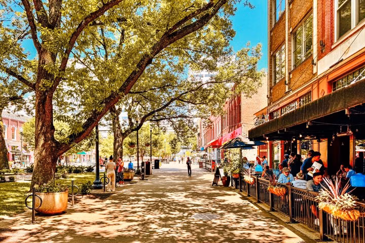 Gatlinburg Self-Guided City Walking Tour & Scavenger Hunt