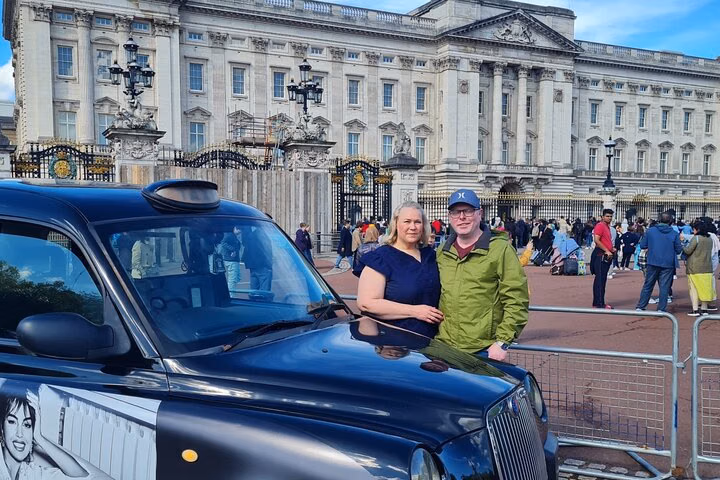 London Layover Private Black Cab Tour with Heathrow Hotel Pick Up