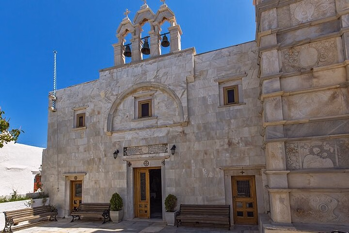 Discover Mykonos:4-Hour Van & Ano Mera Village Experience
