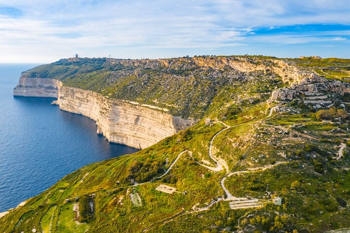 Malta Private Tour at Blue Grotto, Mdina and Ħaġar Qim