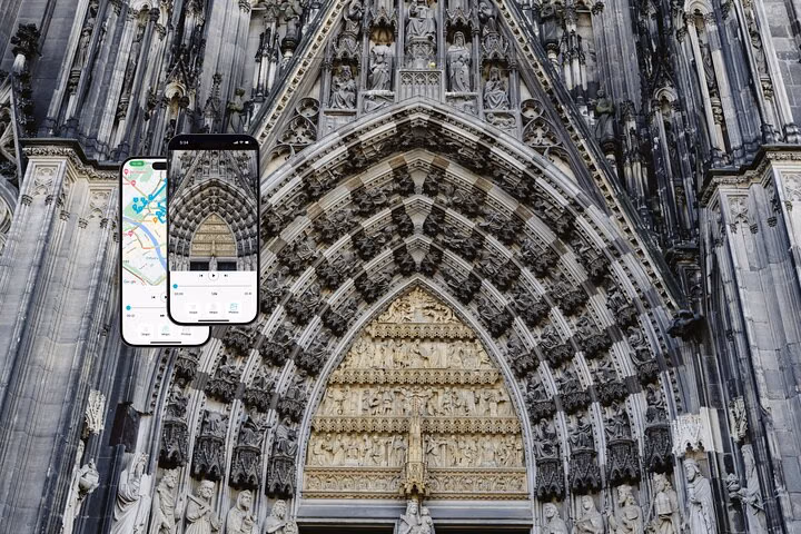 Cologne Cathedral tour audio guide with mobile phone