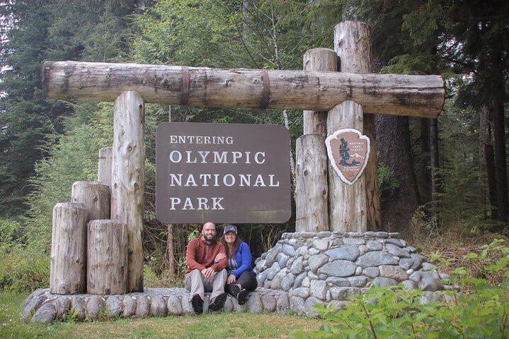 From Seattle Private Hoh Rain Forest and Rialto Beach Tour