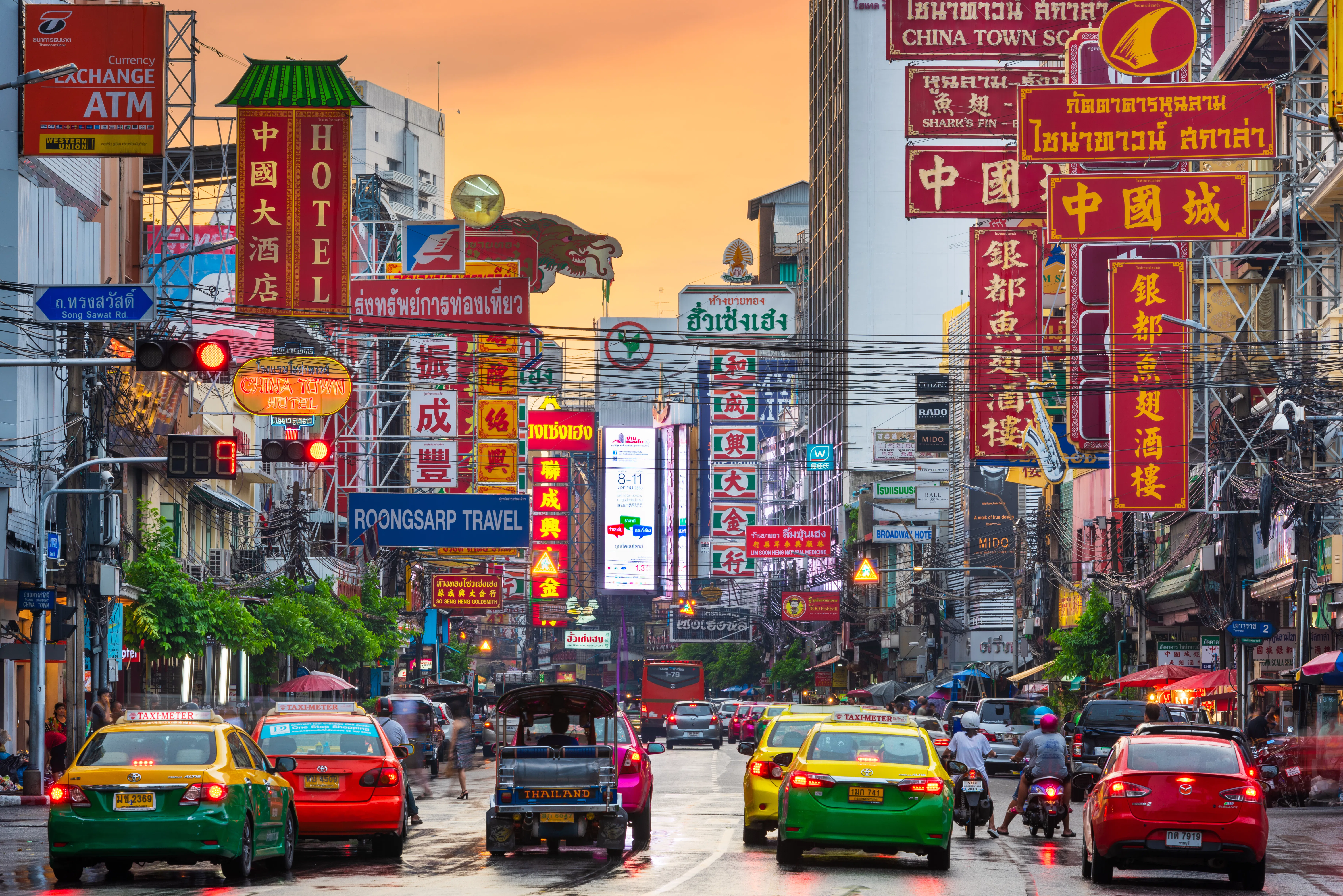 Bangkok: Chinatown & Taladnoi Street Art Guided Walking Tour