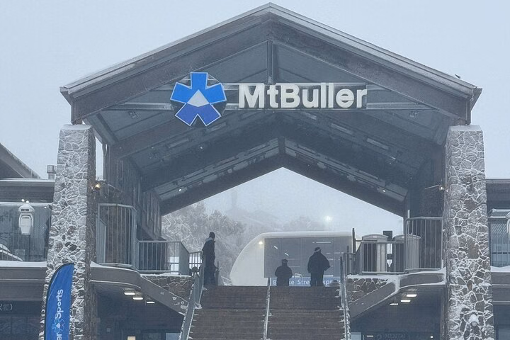 Melbourne: Private Mount Buller Snow and Ski Tours