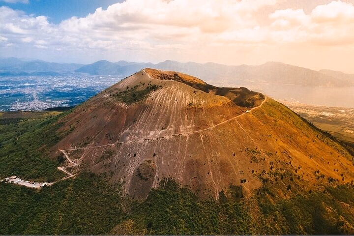 Half-Day Vesuvius Drive and Summit Hike from Naples with Lunch