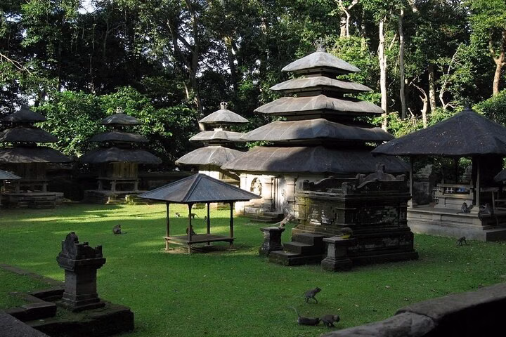 Bali: Private Tour to Tanah Lot, Monkey Forest & Coffee Tasting