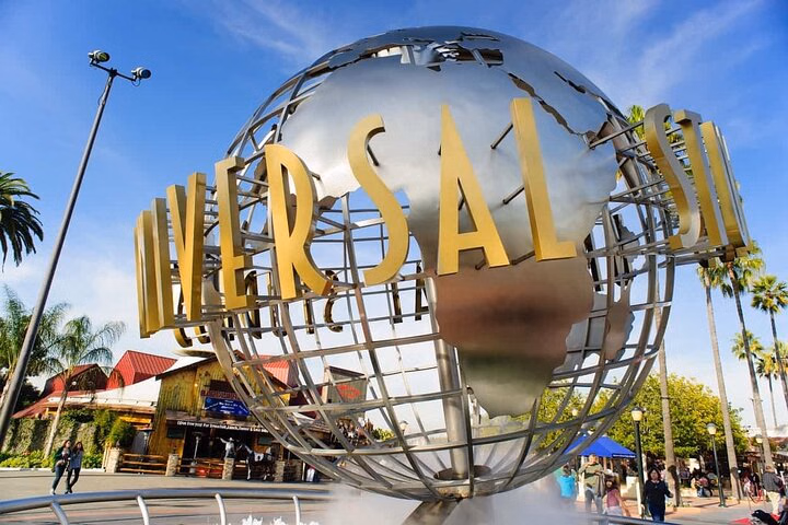 BT:Private Full Day L.A Suburbs and Attractions from Los Angeles -Pick Up included