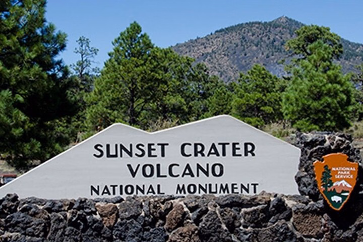 BT:From Phoenix Private Wupatki and Sunset Crater Monument Tour