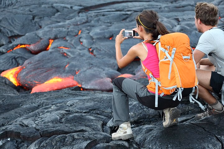 BT:From Big island Hilo Volcanoes and Waterfalls Shared Tour