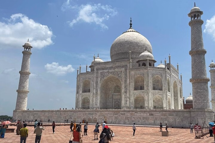 BT-Enchanting Full Day Taj Mahal and Agra Fort Tour from Delhi/ NCR