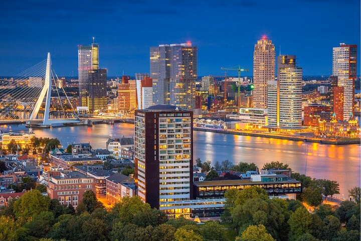 Guided Tour to Rotterdam and Delft and Places Around Amsterdam