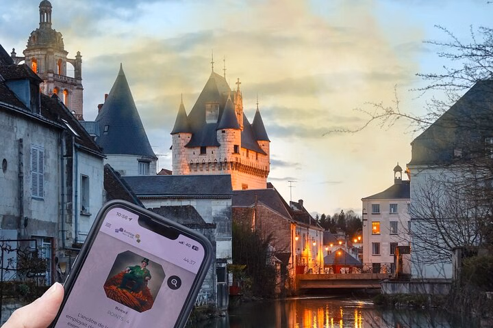 Escape Game Outdoor Magic EN Team in the Streets DE Loches