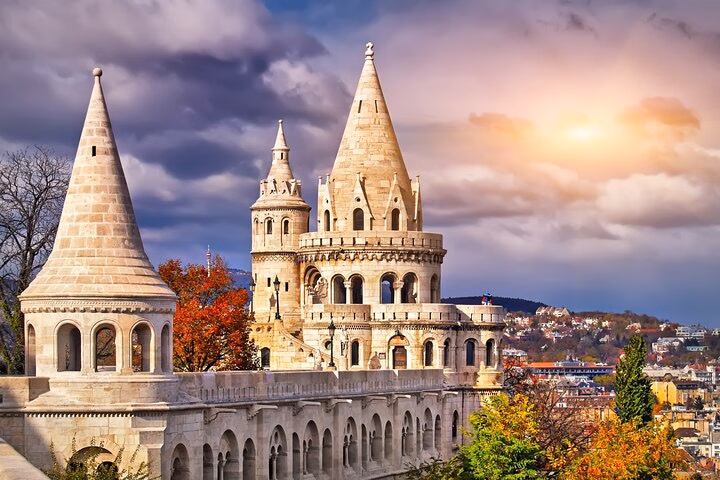 Bratislava and Budapest Small-Group Day Trip from Vienna
