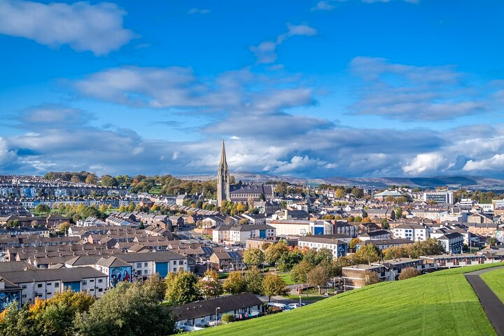 Belfast to Derry Private Tour – History & Murals