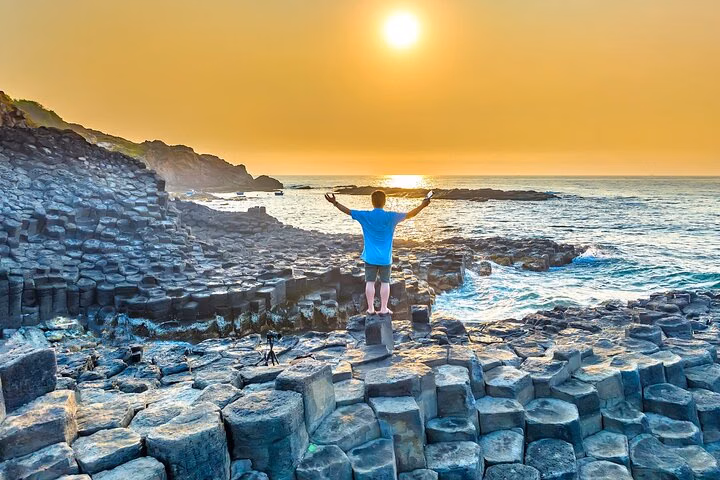 Belfast Giant Causeway Private Tour and Coastal Wonders