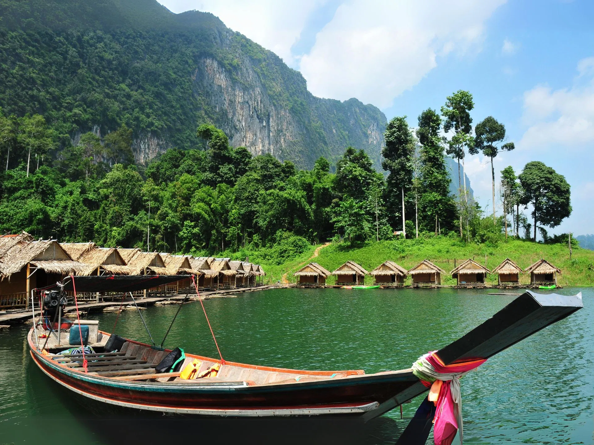 Khao Sok and Cheow Lan Lake Tour Overnight Experiences (2D1N)