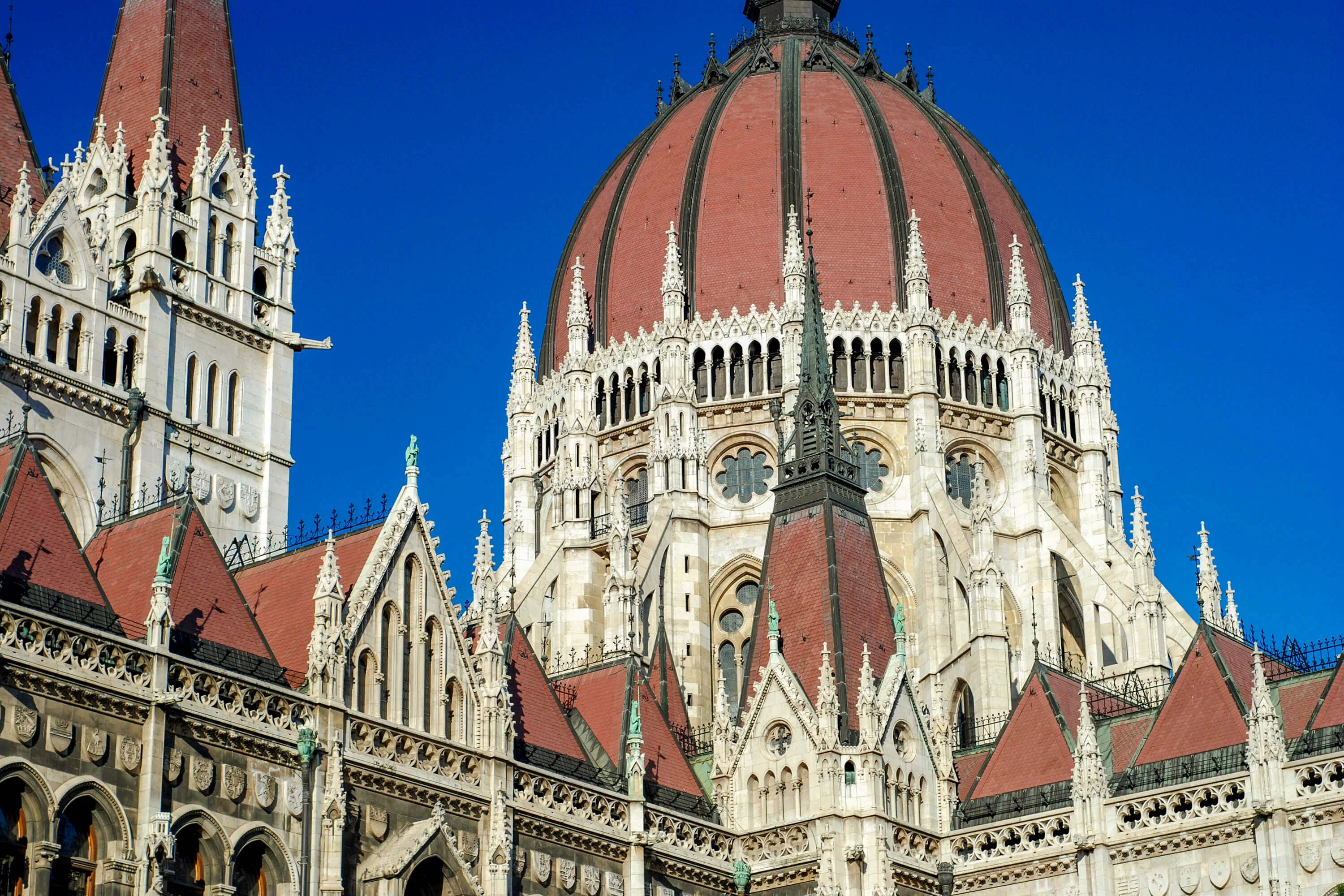 Budapest Walking City Tour with Smartphone Audio Guide
