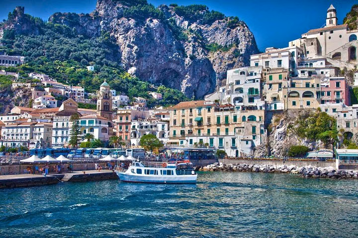 Amalfi Coast Small-Group or Private Tour with Boat Option