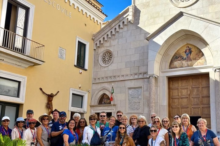 Capri: First to Blue Grotto – The Island Before the Crowds