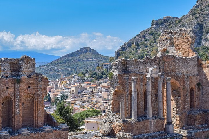 Catania: Mount Etna and Taormina Private or Small-Group Day Tour