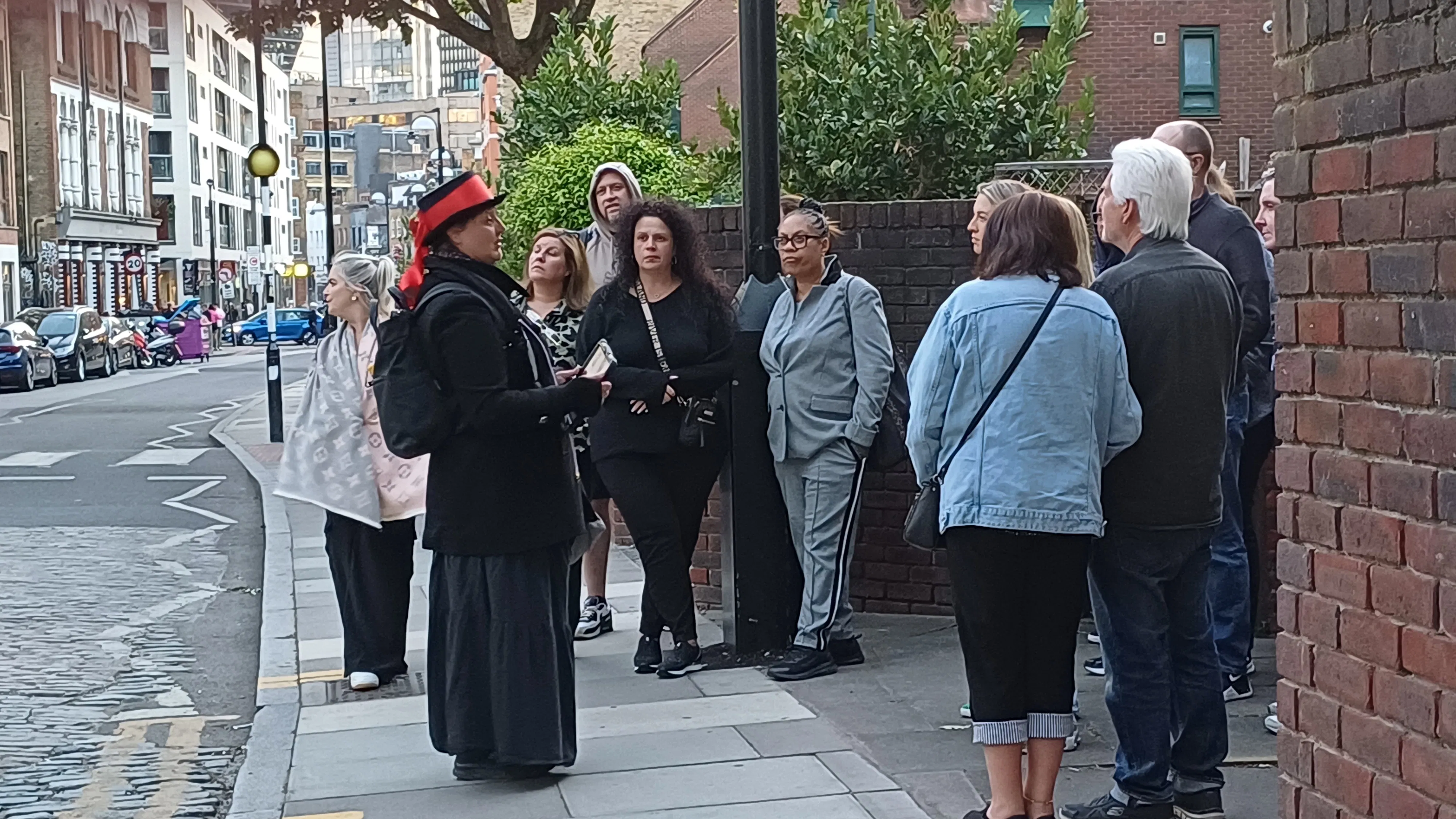 Jack The Ripper Walk with a Curry in Brick Lane London