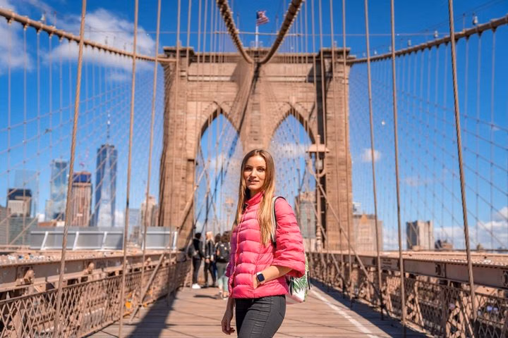 Brooklyn Walking Tour History and Views of DUMBO