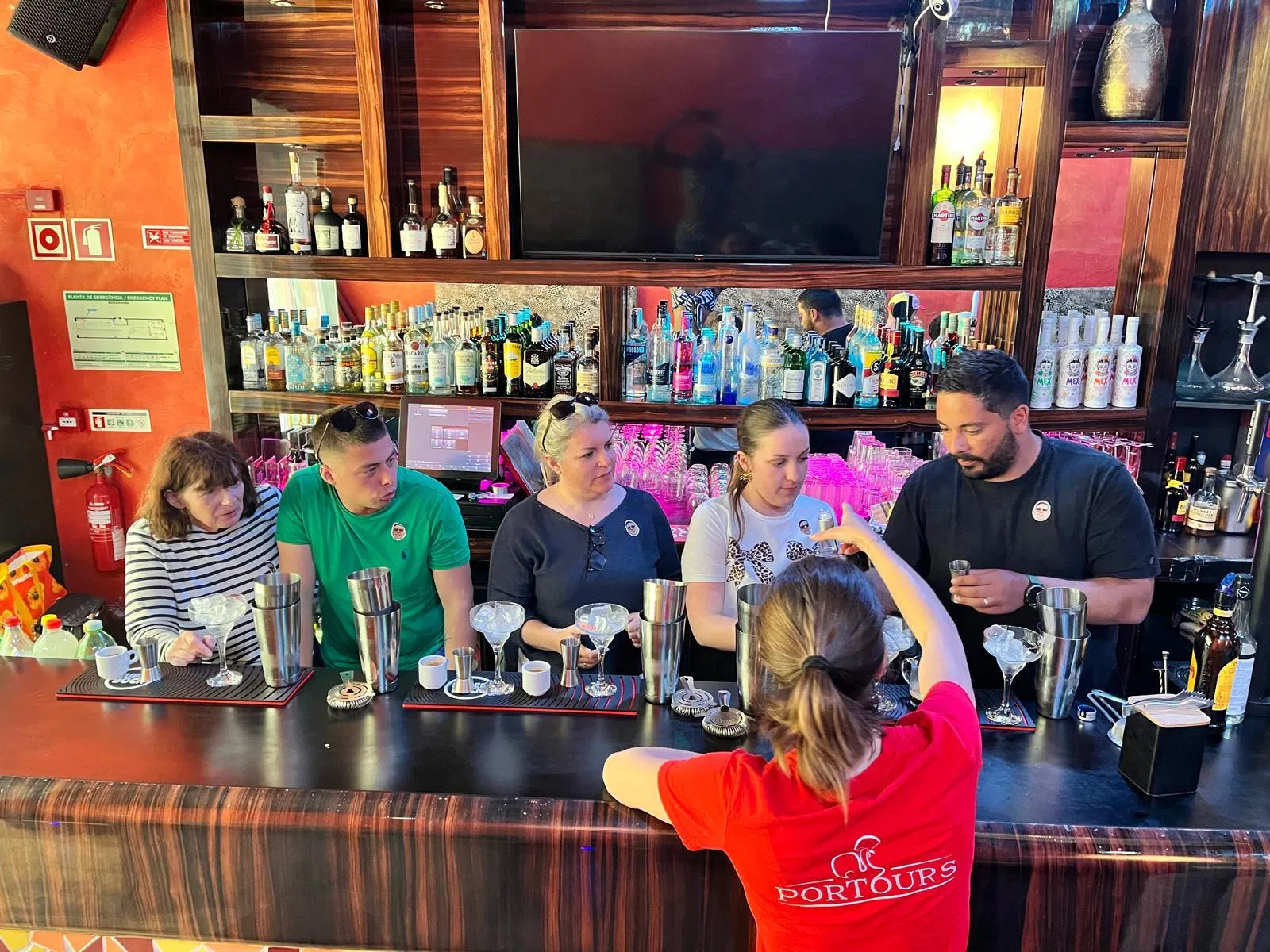 Atelier Cocktail & Mixologie à Porto : Masterclass Festive (3 Créations)