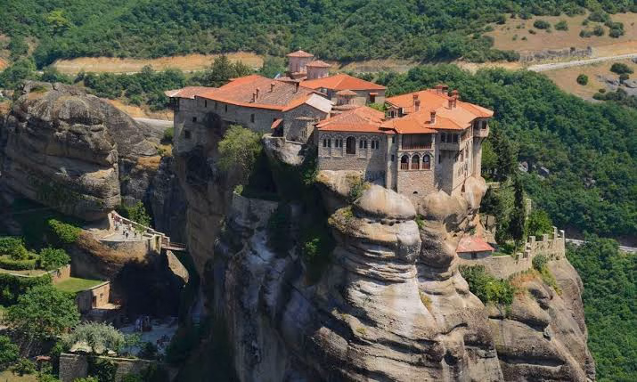 Greece: 8-Day Classic Self-Drive – Meteora, Delphi, Olympia & Nafplio