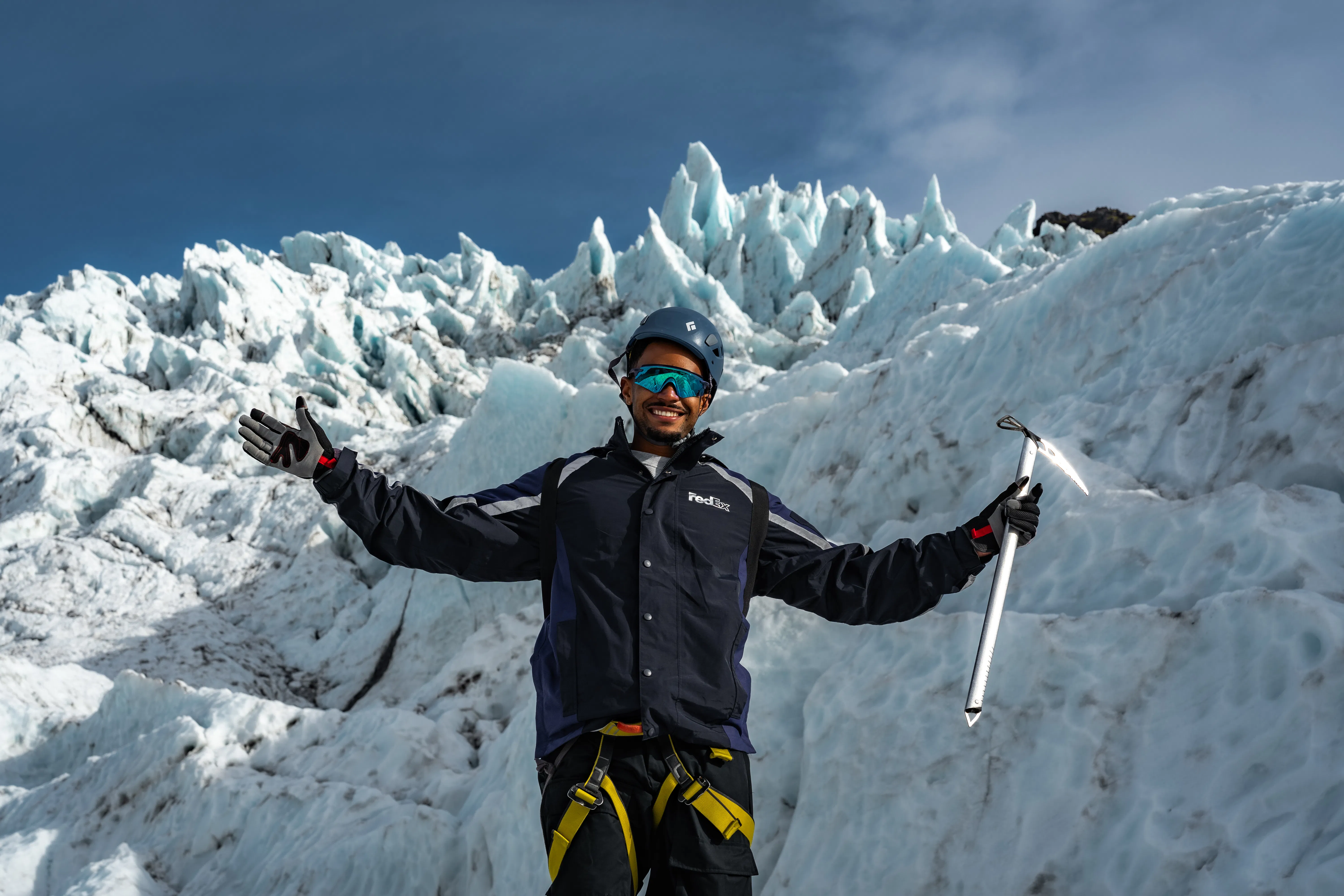Glacier Explorer