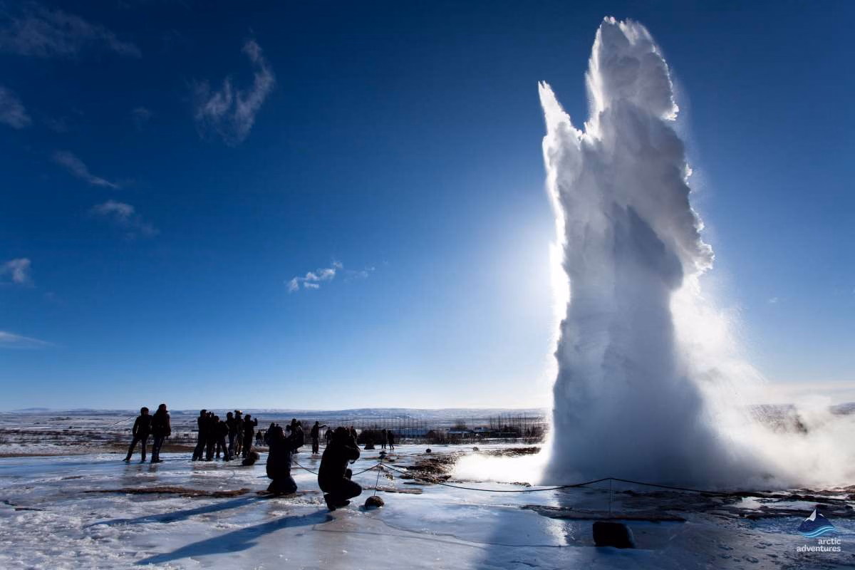 Golden Circle Aurora Surprise