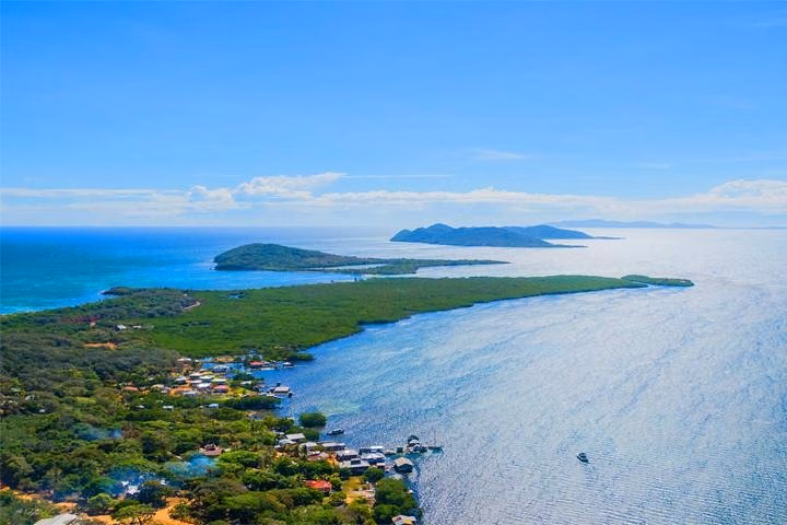 Boat Trip to St. Helene Village plus Snorkeling