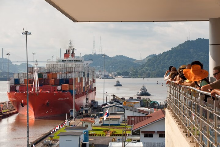 Panama City Tour, Panama Canal & Casco Viejo