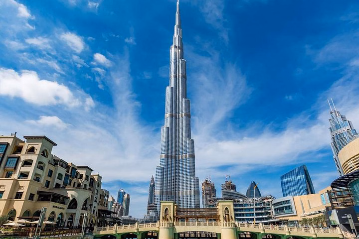Burj Khalifa: 124th & 125th Floor Admission Ticket + Audio Tour on Mobile App