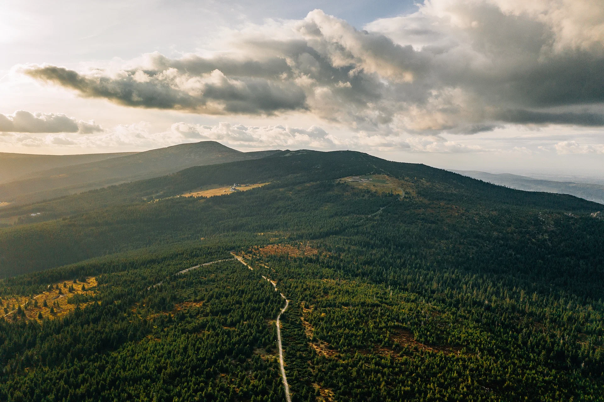 Action Day in Śpindlerův Mlýn: Explore Czech Mountains:
