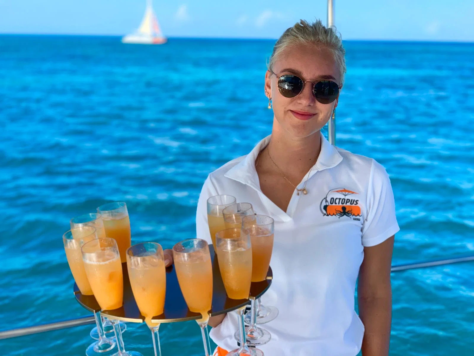 Catamaran VIP Morning Adventure: Snorkeling, Mimosa & Brunch