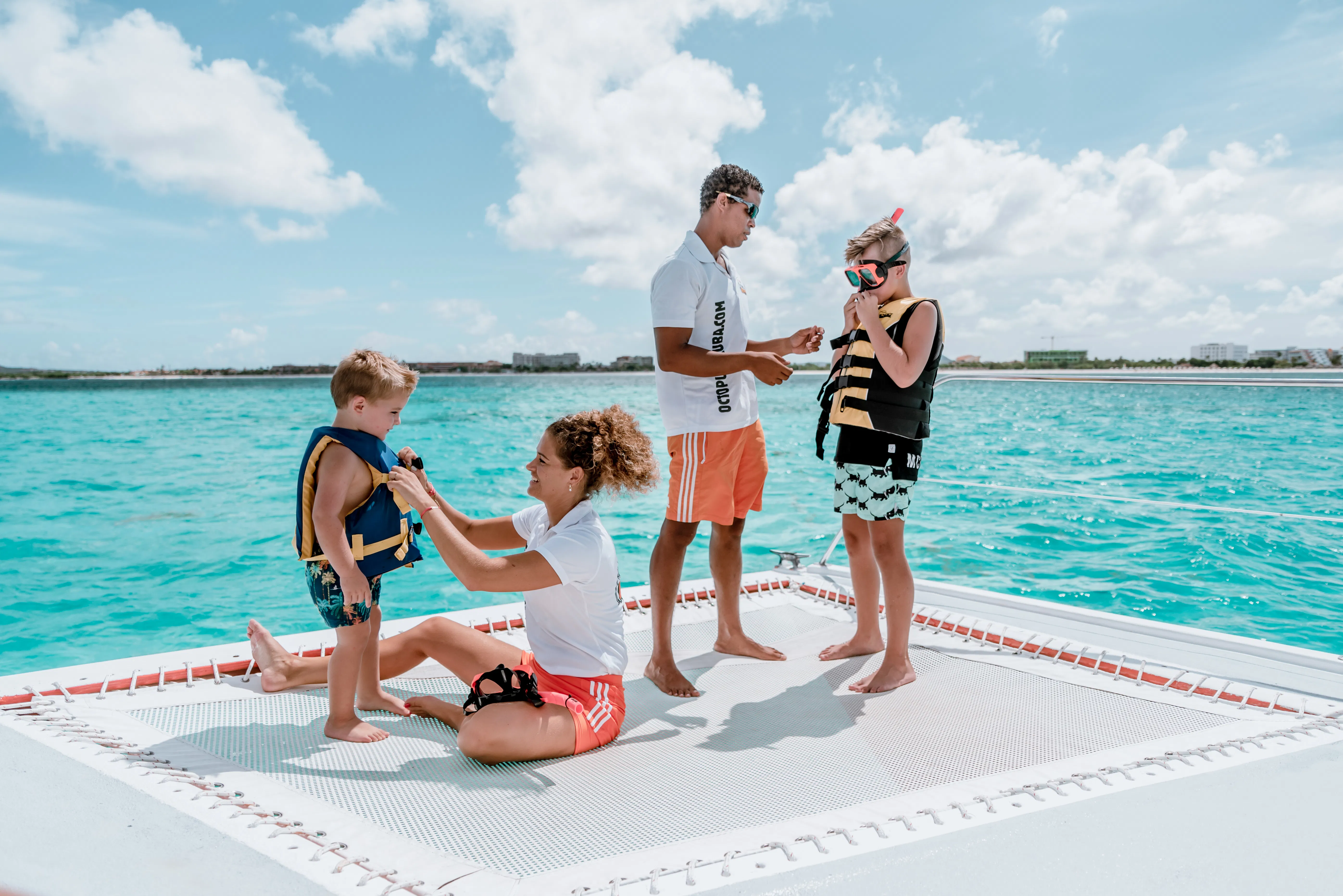 Catamaran VIP Afternoon Delight: Lunch & Snorkeling
