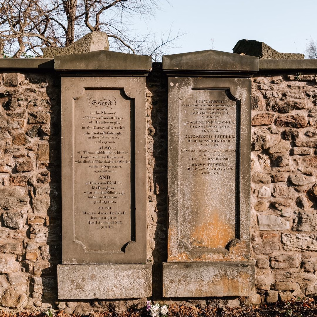 Edinburgh: Harry Potter Themed Private Audio Tour with Mobile App