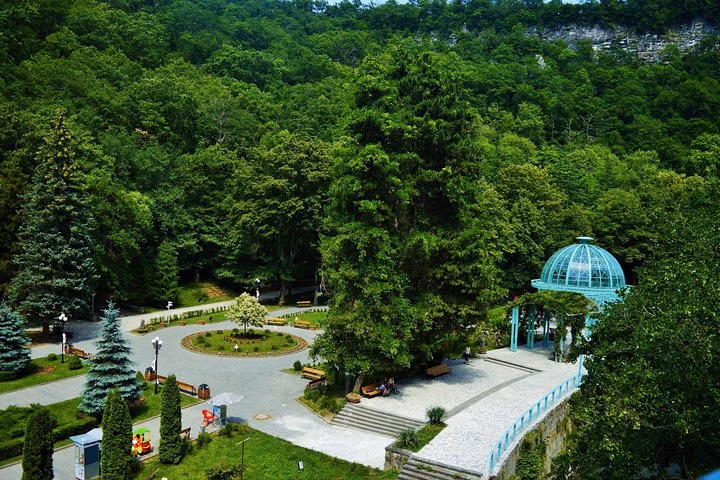 LEGENDARY PLACES OF GEORGIA: VARDZIA, BORJOMI, RABAT. Small group