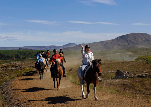 Fast Lava - ATV and horseback riding