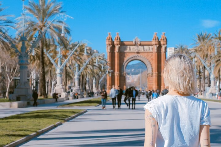 A day in the life of Barcelona - Private tour with a local