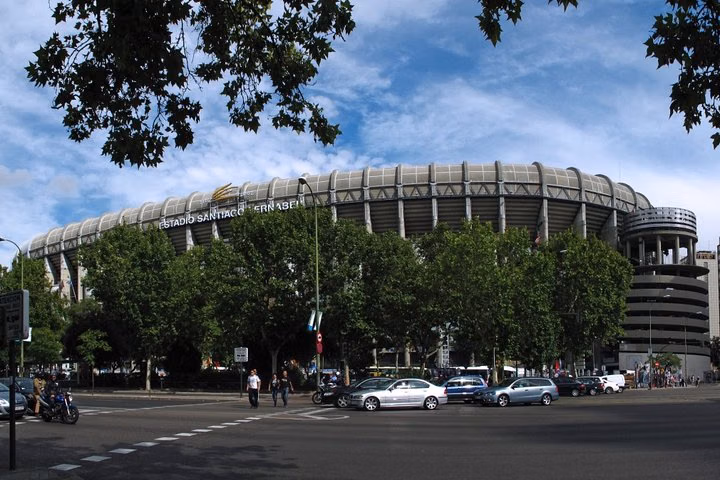 A day in the life of Madrid - Private tour with a local