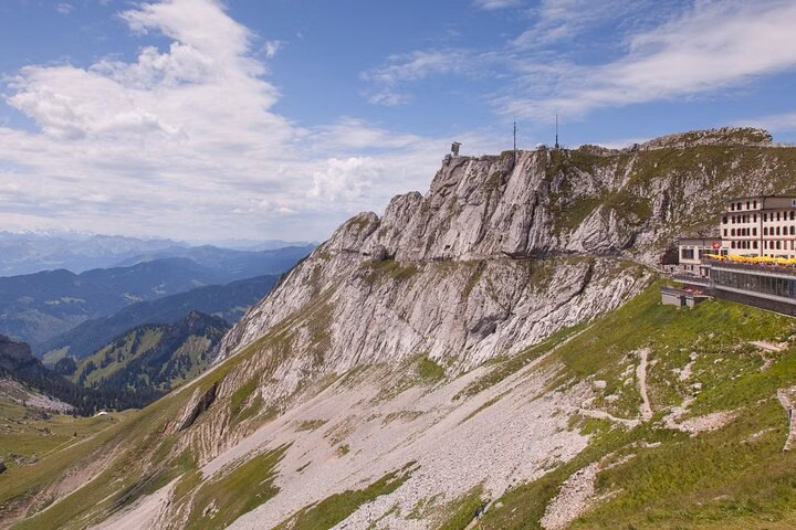 Day Trip to Lucerne and Mt. Titlis with a local from Zurich