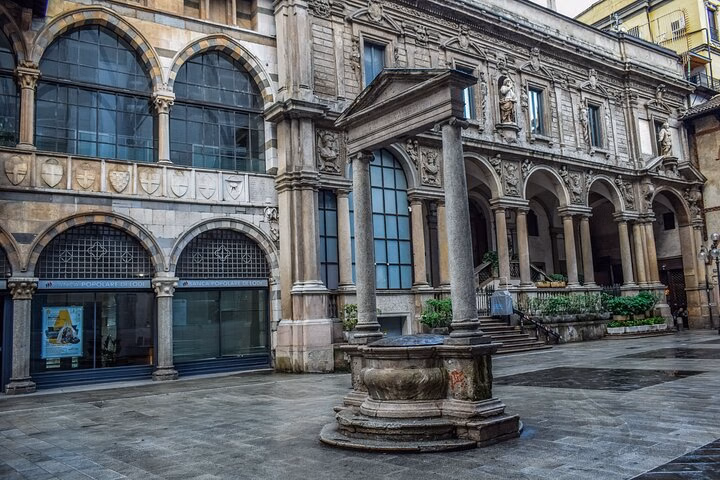An Architectural insight of Milan on a Private Tour with a local