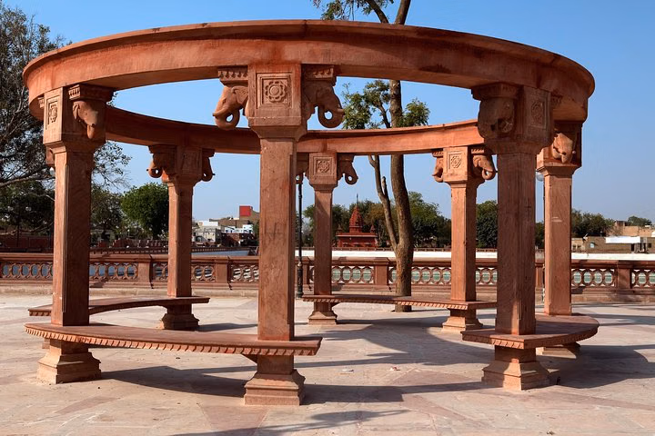 Heritage & Cultural Trails of Bikaner (2 Hours Guided Walking Tour)