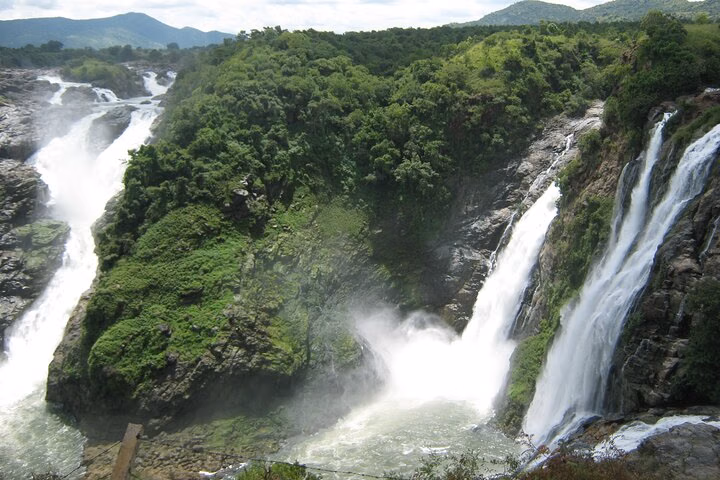 Day Trip to Shivanasamudram (Guided Private Experience from Bangalore)