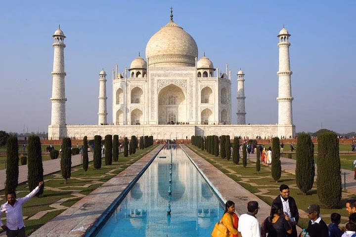 Highlights of the Agra (Guided Full Day Sightseeing City Tour)