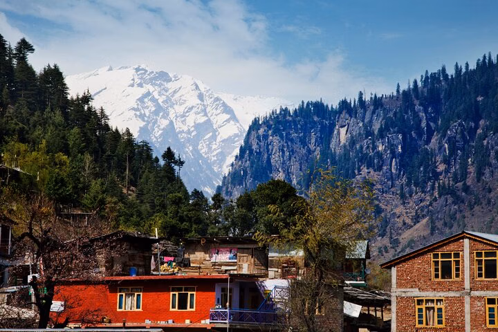 Best of Manali (Guided Halfday Sightseeing Tour by Car)