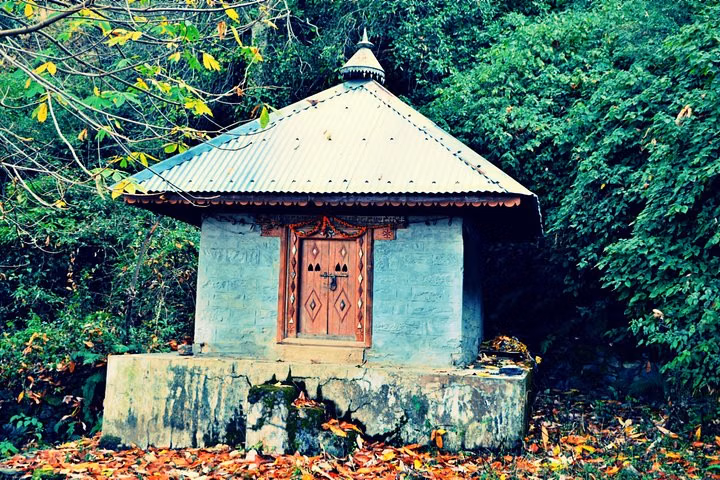 Discover the Spiritual Trails of Manali (2 Hours Guided Walking Tour)