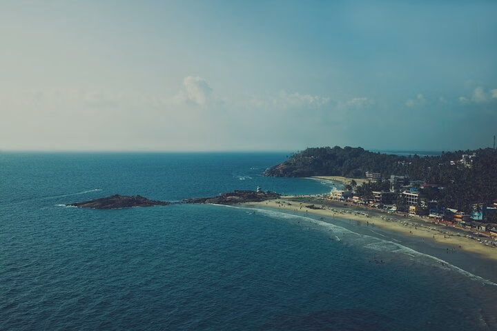Beaches and Backwater of Trivandrum (Guided Full Day City Tour)
